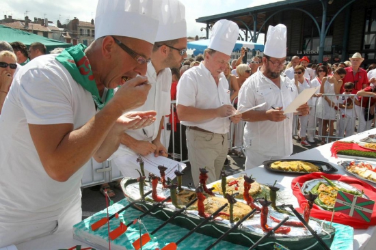 bayonne,fêtes,gastronomie,concours,omelette,producteurs